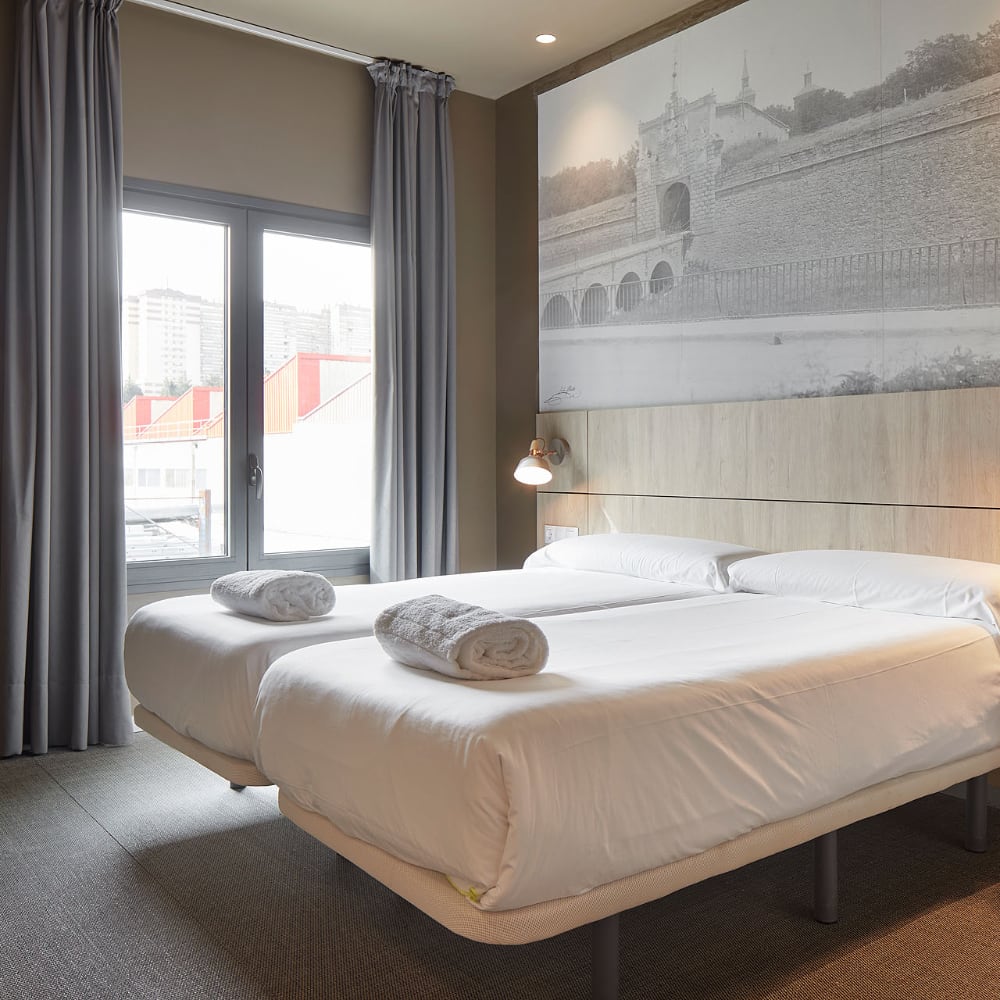 Hotel Restaurante Landaben Habitación Cama Hotel Restaurante Landaben Habitación Cama